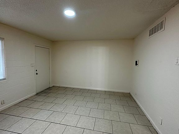 5th image of 1416 F St APT 5
