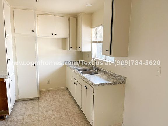 5th image of 3934 N Lugo Ave