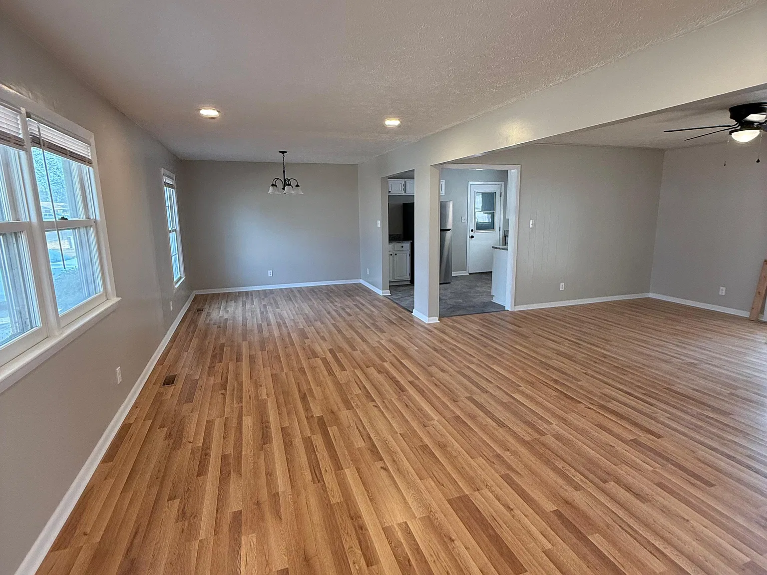 1039 Kingsley Rd — Photo 4