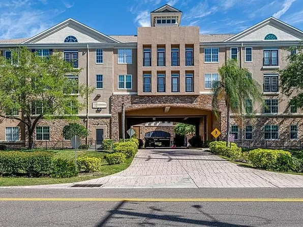 4221 W Spruce St APT 2409, Tampa, FL 33607
