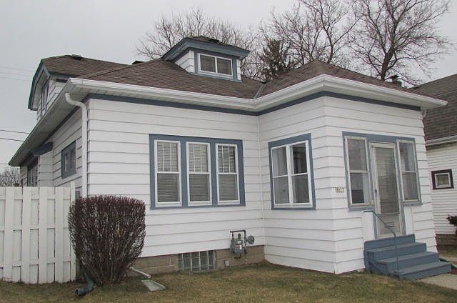 1st image of 8617 W National Ave