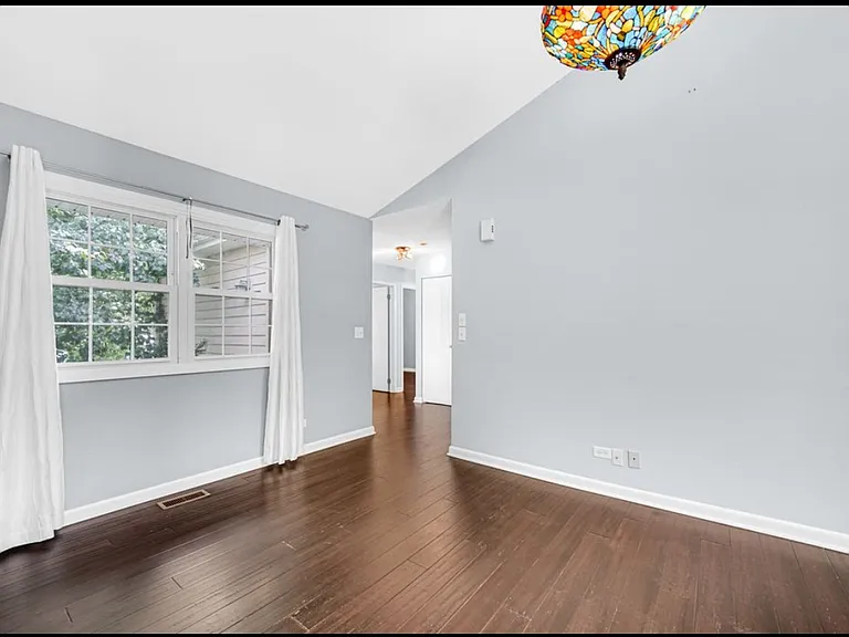 1745 Bucknell Ct — Photo 17
