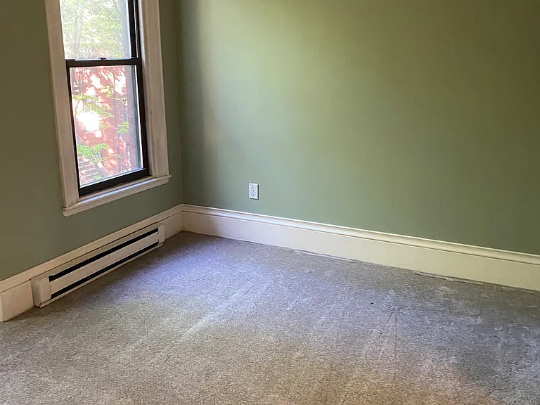 18 Wellington St #4B — Photo 8
