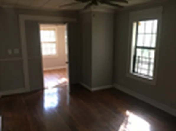 1818 Saint Charles St, Jackson, MS 39209