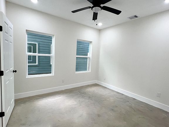 5th image of 4315 Plaag St #B