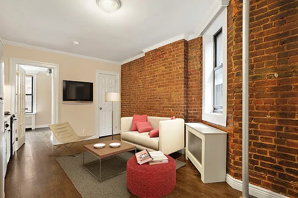 Rented by Corcoran | media 10