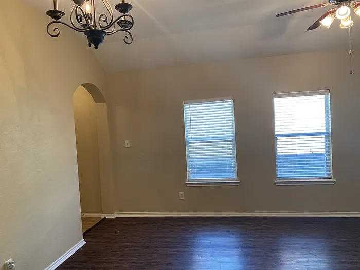 920 Walnut St — Photo 6