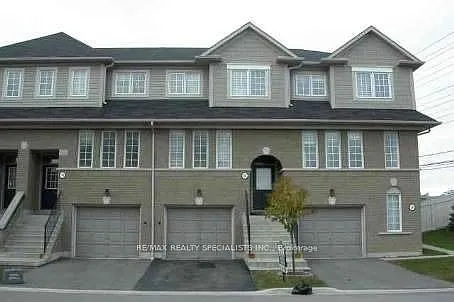 4950 Albina Way Photo 1