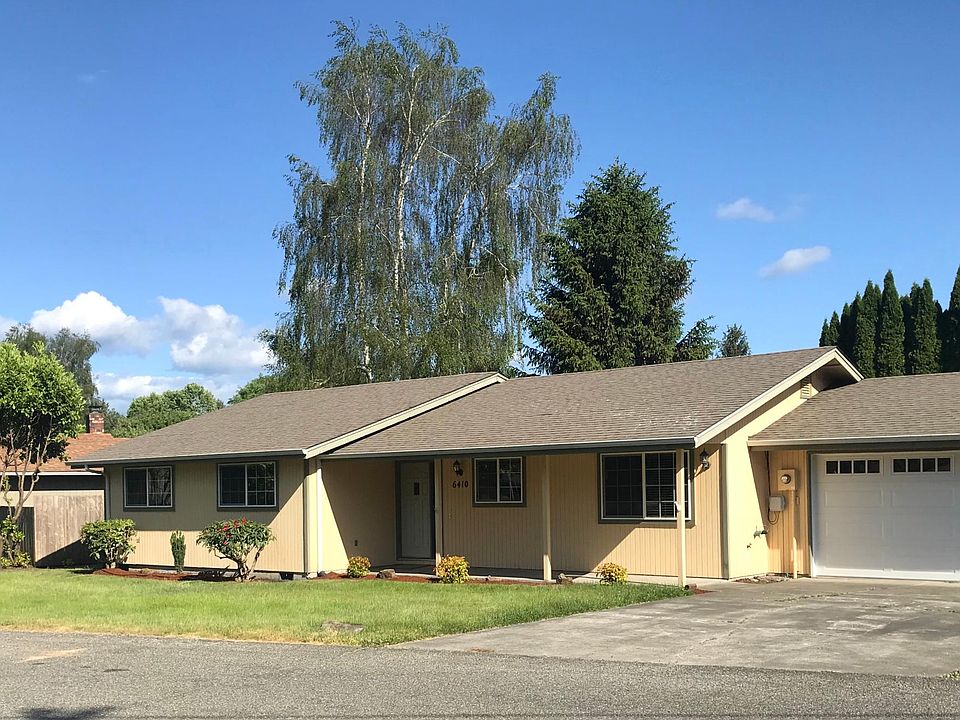 Pretty home in Capital City Golf Course Estates is available April1st.