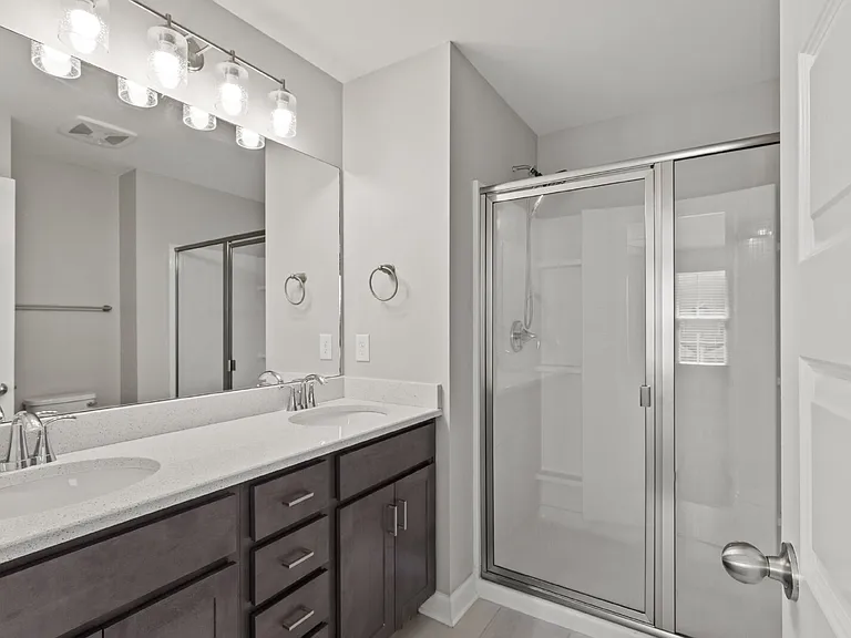242 Mansfield Dr — Photo 24