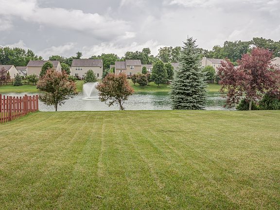 3rd image of 2354 Hazelnut Dr