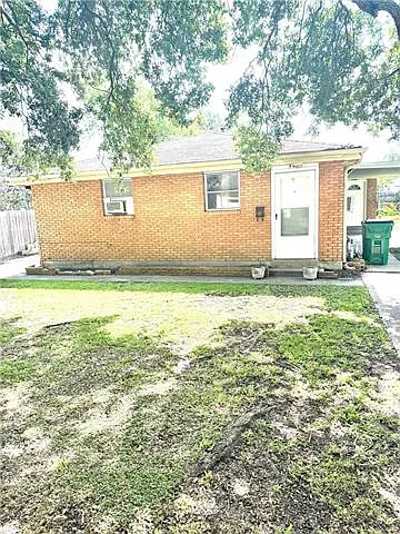 945 Helios Ave Photo 1