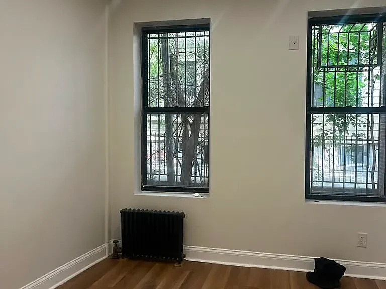 942 Utica Ave #1 — Photo 2