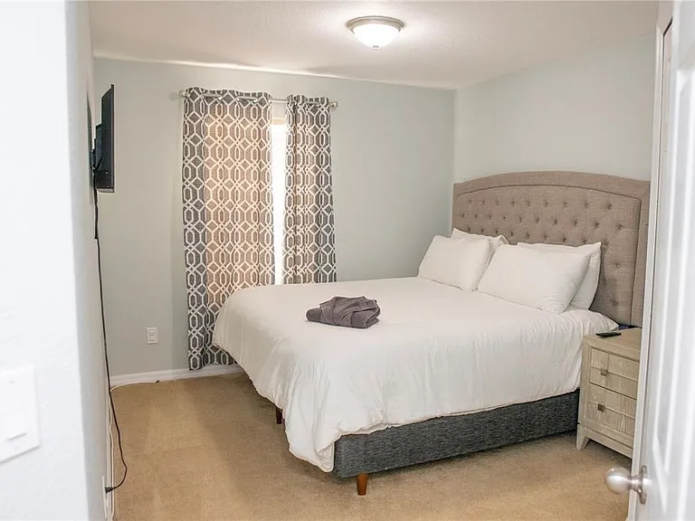 112 Cypress Pointe Ct — Photo 18
