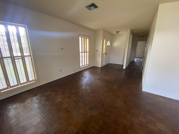 2nd image of 2296 44th Ave