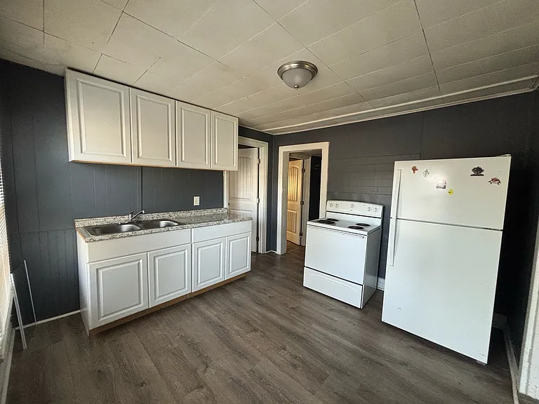 3519 Hill St — Photo 7