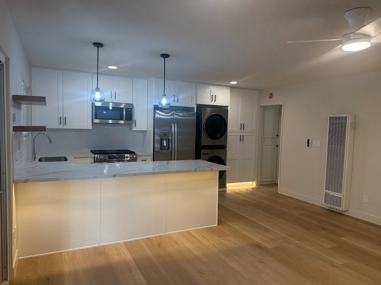 1 bed, 550 sqft, $2,700 — Photo 2
