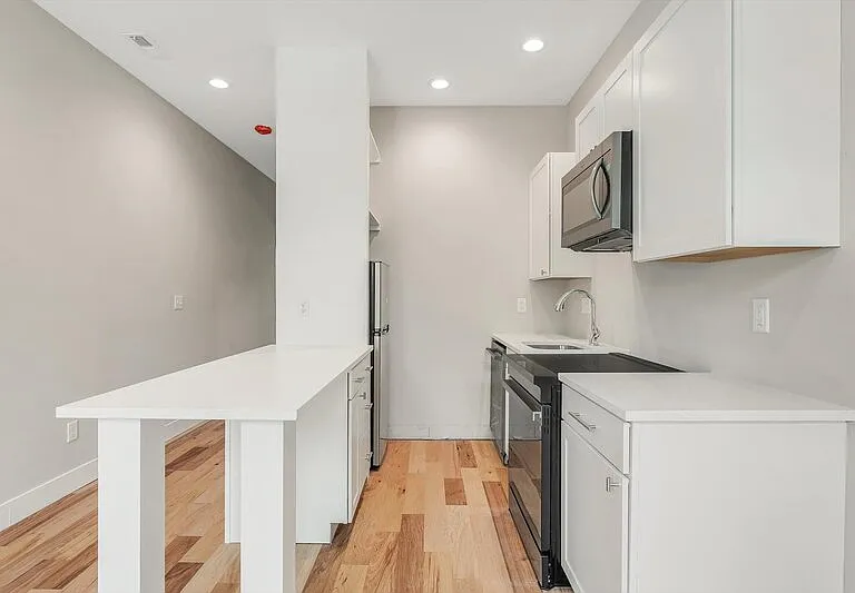 3324 Michigan Ave — Photo 19