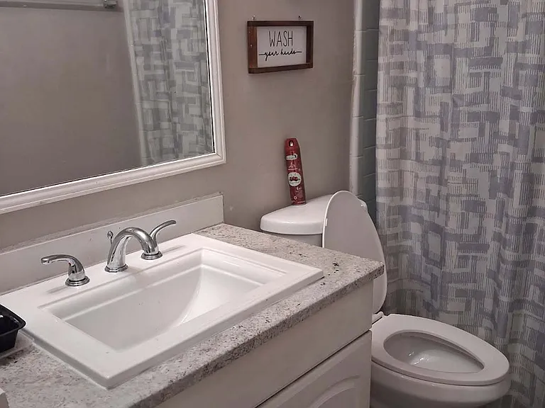 3238 Amhurst Dr NW — Photo 9
