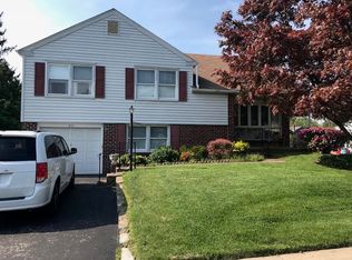 511 Wellington Rd, East Norriton, PA 19403