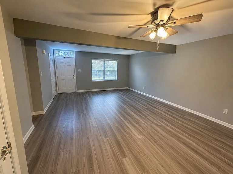 739 Orley Pl — Photo 4