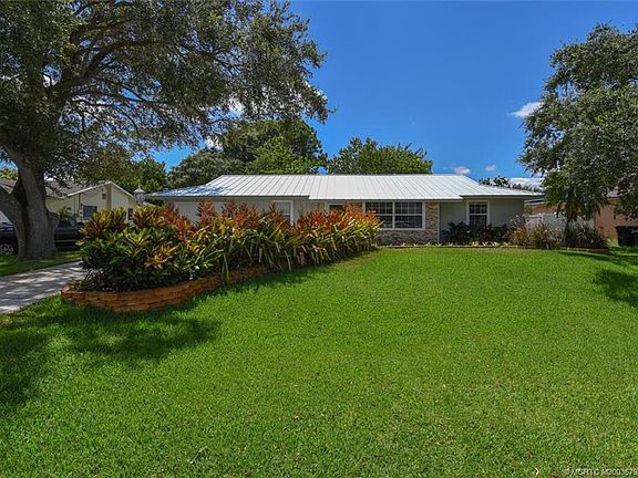 3rd image of 933 NW Bayshore Blvd