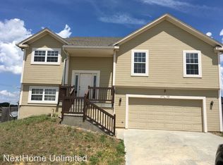 2732 Valley Dr, Junction City, KS 66441