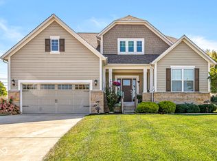 9627 Summerton Dr, Fishers, IN