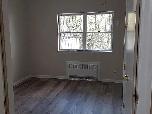 98 Lincoln Pl — Photo 4