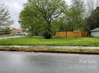 1208 Main Ave NW, Hickory, NC 28601