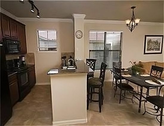 BP4C903-835-kitchen-and-bar