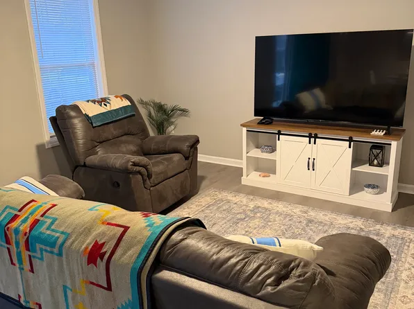 2900 Myrtle St Unit 7, Morehead City, NC 28557