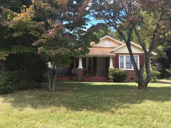 3746 S Main St, Winston Salem, NC 27127