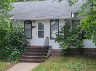 714 5th St NE, Devils Lake, ND 58301