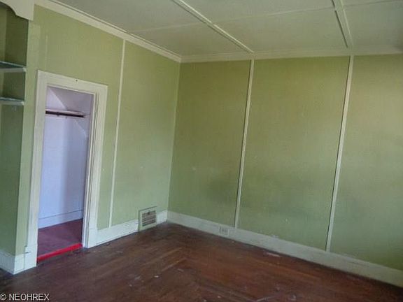 5th image of 1735 Oakdale Ave
