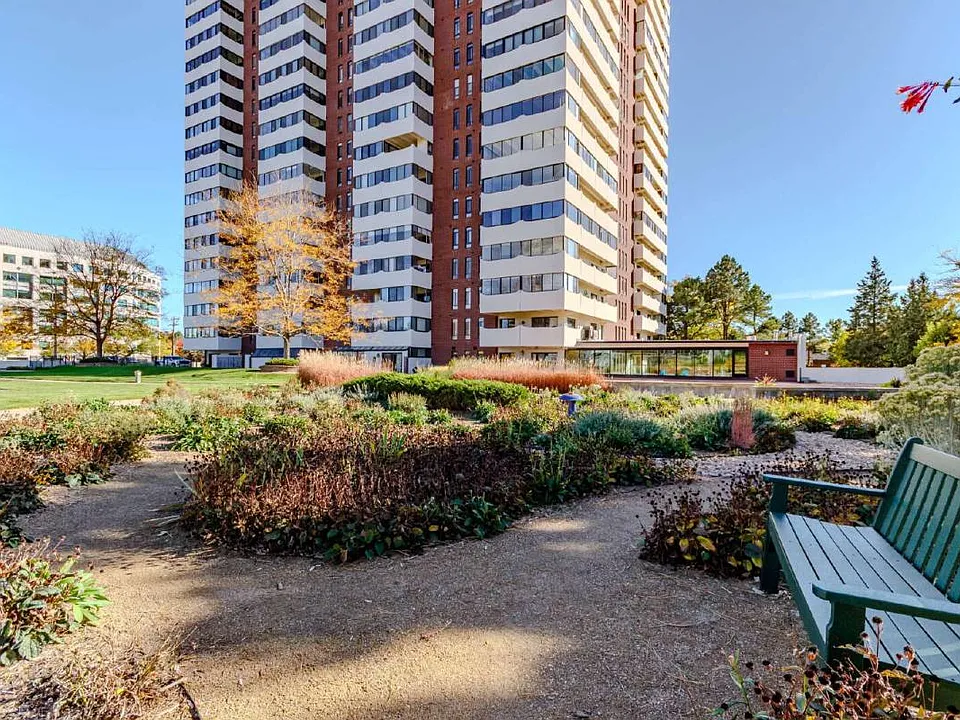 3131 E Alameda Ave #401