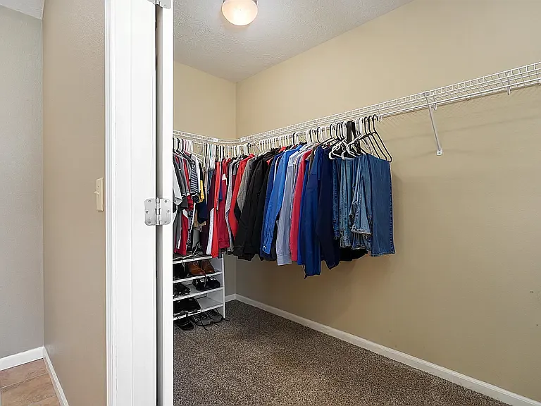 835 E Country Ridge St — Photo 27