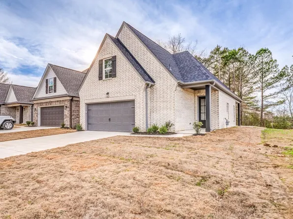 50 High St, Oakland, TN 38060