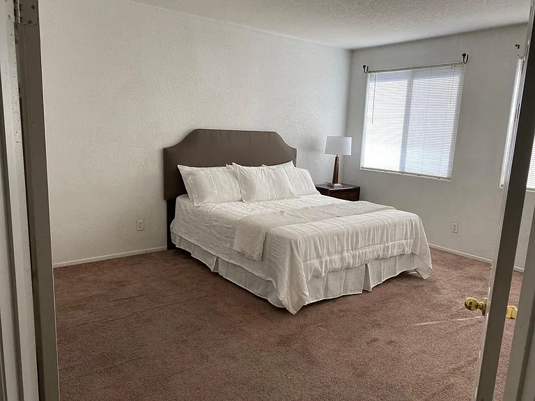 2310 E Lingard St — Photo 9