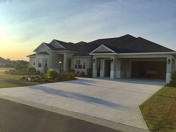 Kings Bay Exterior