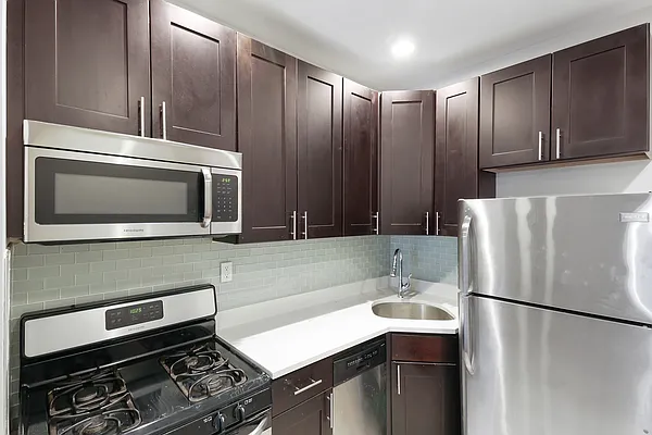 Rented by Compass | media 8