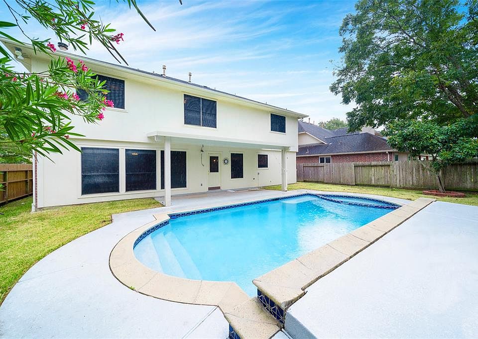 1st image of 1826 Kemah Oaks Dr