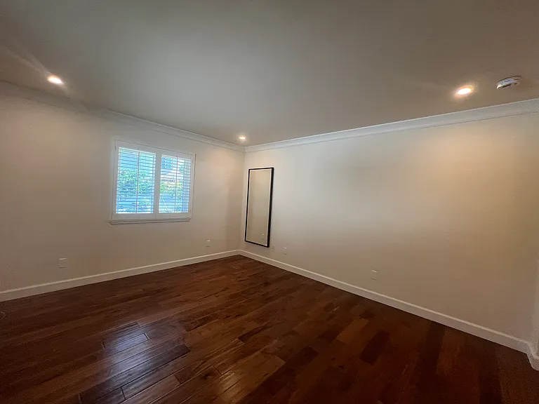 55 W Arthur Ave — Photo 50