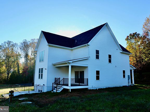 4th image of 8028 Pinnacle Ridge Dr