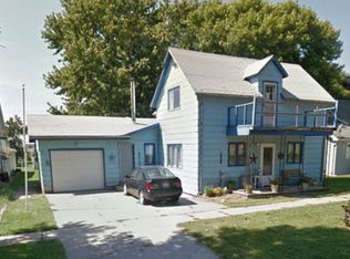 421 N Oak St, Dodge, NE 68633