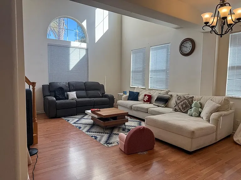4467 Moulin Pl — Photo 9