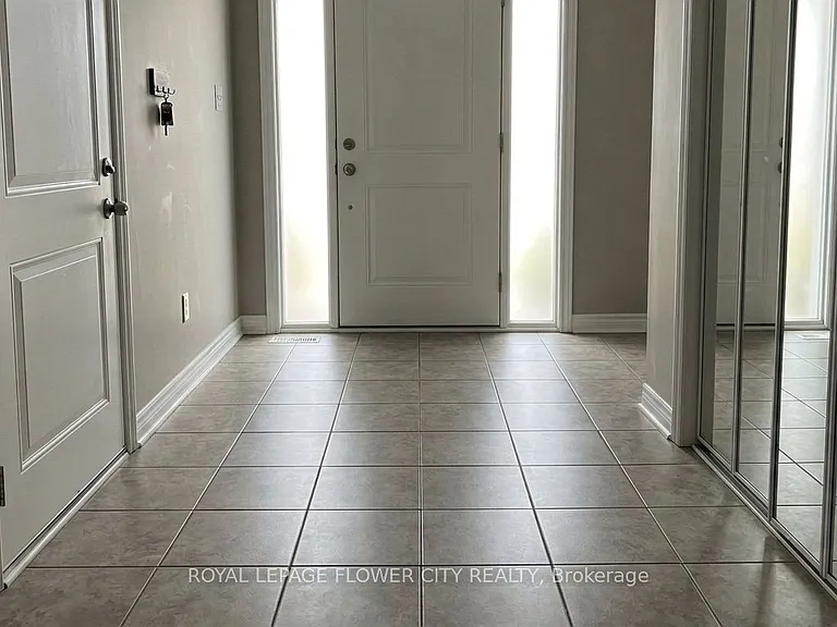 1765 Shelburne St — Photo 30