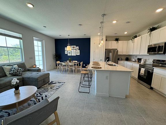 2nd image of 661 LONGBOAT DRIVE