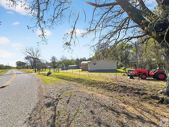 5th image of 9523 Old Post Rd