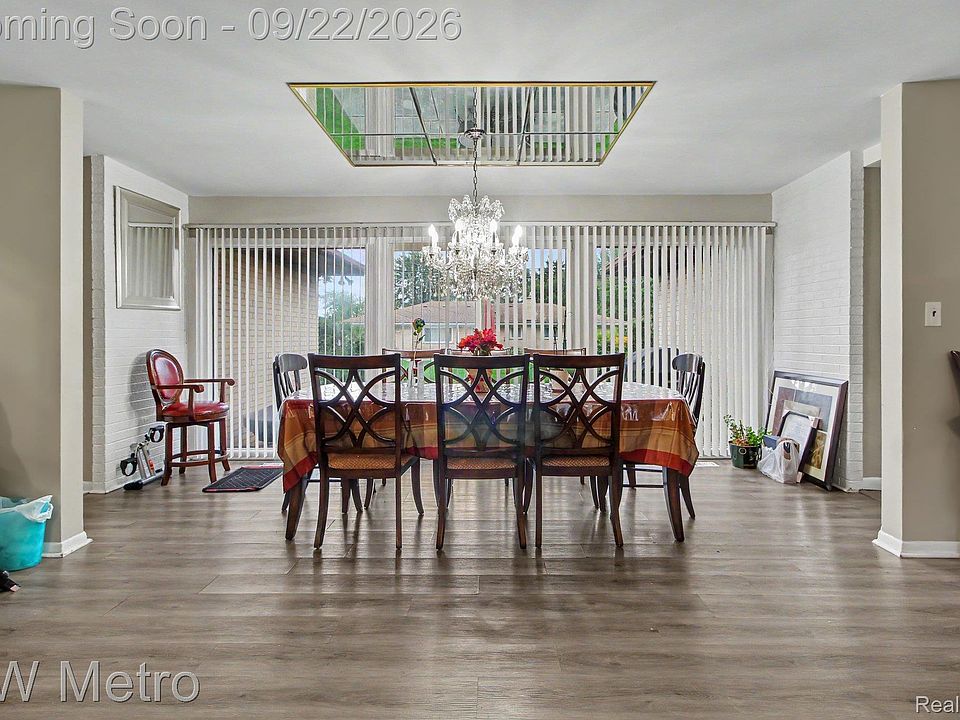 18201 Nadol Dr, photo 6